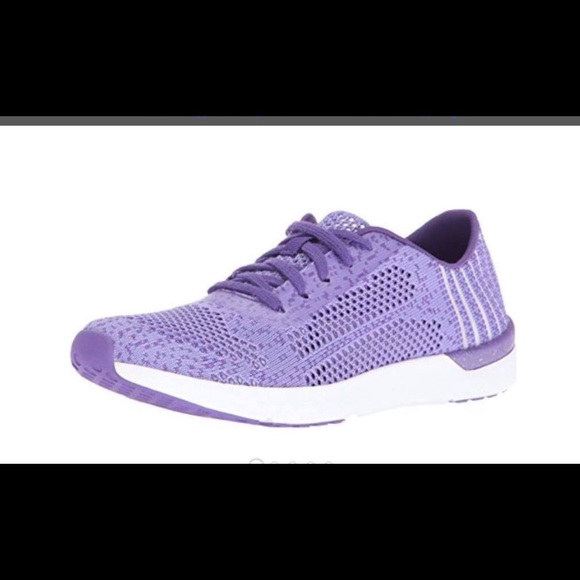 🆕 Jessica Simpson sneakers😍
